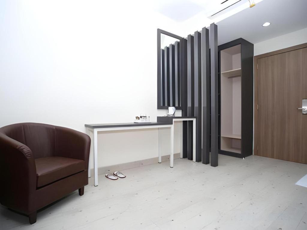 Redlink Hotel Nagoja Zewnętrze zdjęcie